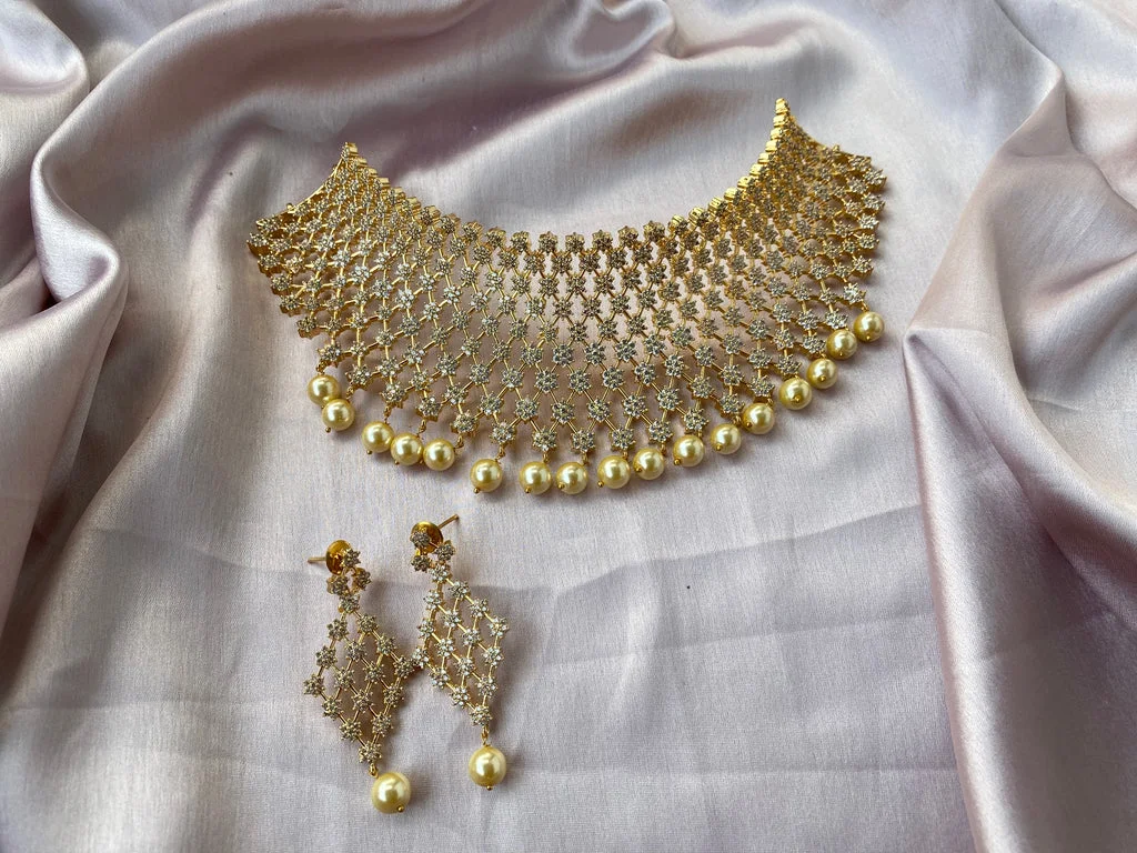 Heavy Bridal Star Mesh Choker with Earrings